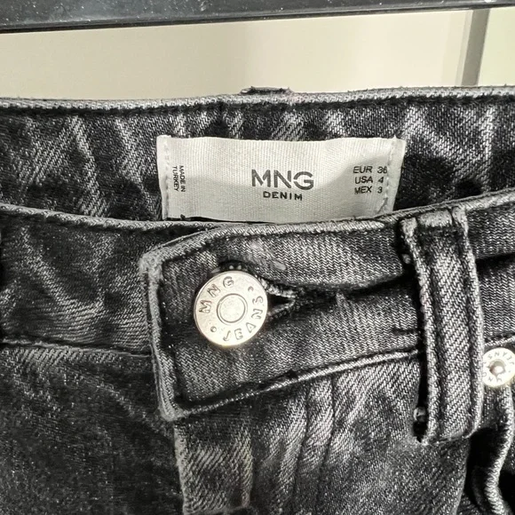 Mango Jeans in Size 4 - Picture 6 of 6